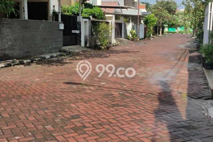 Rumah Cantik Siap Huni Di Tenggilis Mejoyo Luas 175m2 Aman Rumah Cantik Siap Huni Di Tenggilis Mejoyo Luas 175m2 Aman