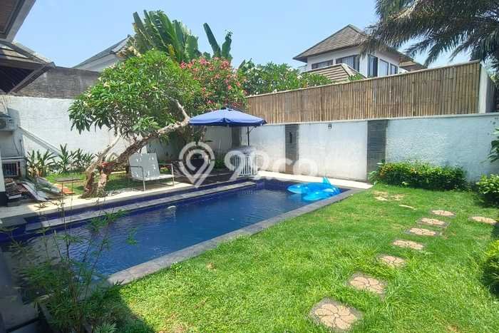 HARGA TERBAIK! Vila Kawasan , Area 220m2m², Lokasi Strategis HARGA TERBAIK! Vila Kawasan , Area 220m2m², Lokasi Strategis