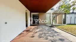 Rumah Luxury Modern Tanpa Renovasi di Kota Baru Parahyangan Bandung Rumah Luxury Modern Tanpa Renovasi di Kota Baru Parahyangan Bandung