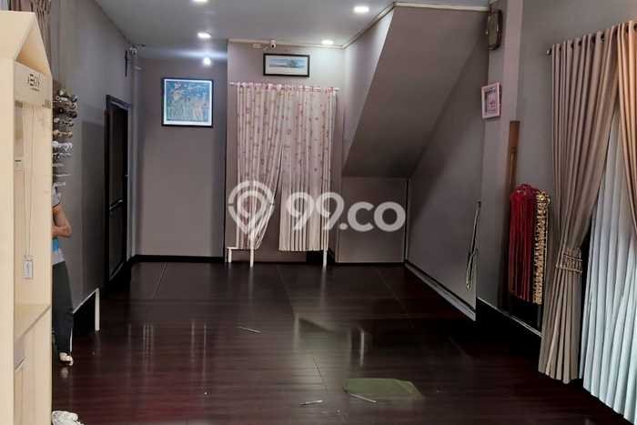 Unit Ruko Dijual di Tangerang LT 102m2 & LB 306m2 Unit Ruko Dijual di Tangerang LT 102m2 & LB 306m2