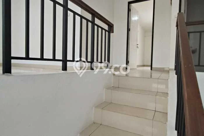 Rumah Disewakan Tangerang LT 261m2 LB 154m2 Kawasan Gading Serpong Rumah Disewakan Tangerang LT 261m2 LB 154m2 Kawasan Gading Serpong
