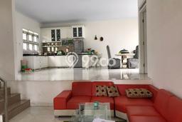 Rumah Luxury Modern Tanpa Renovasi di ciumbuleuit Bandung Rumah Luxury Modern Tanpa Renovasi di ciumbuleuit Bandung