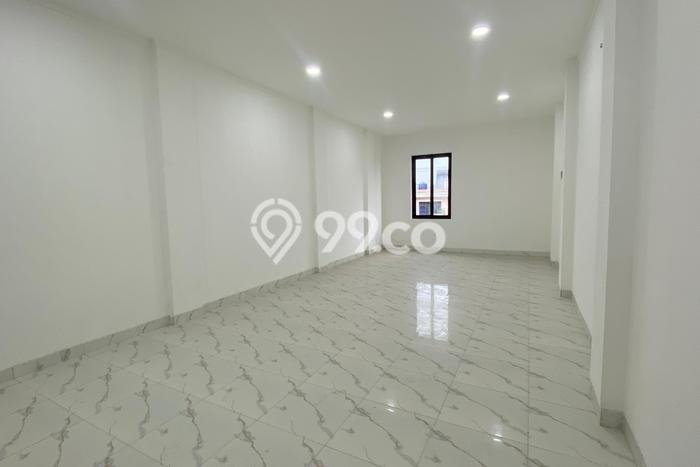 Disewakan Ruko komersial di Tambun Selatan luas bangunan 100m2 Disewakan Ruko komersial di Tambun Selatan luas bangunan 100m2