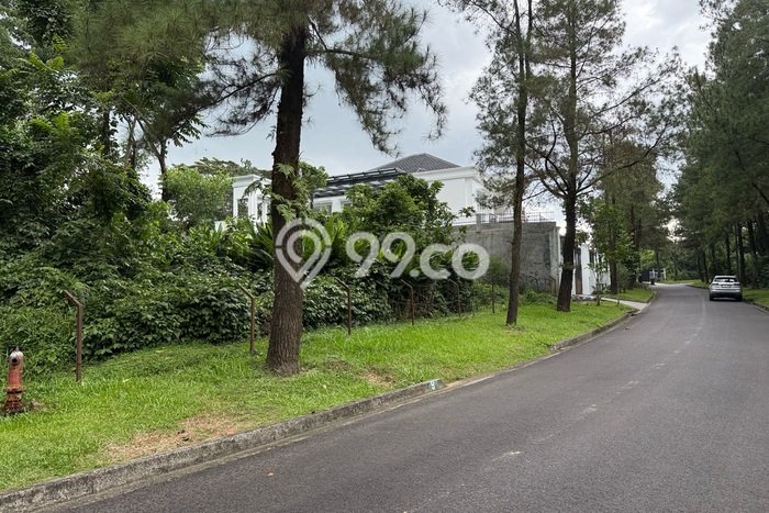 Tanah Dijual Area Strategis di Sentul City Bogor 930m2 Tanah Dijual Area Strategis di Sentul City Bogor 930m2