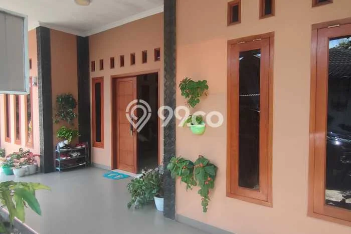 For Sale Rumah 6 Kamar Lokasi Ideal Nyaman dan Strategis di Ciomas For Sale Rumah 6 Kamar Lokasi Ideal Nyaman dan Strategis di Ciomas