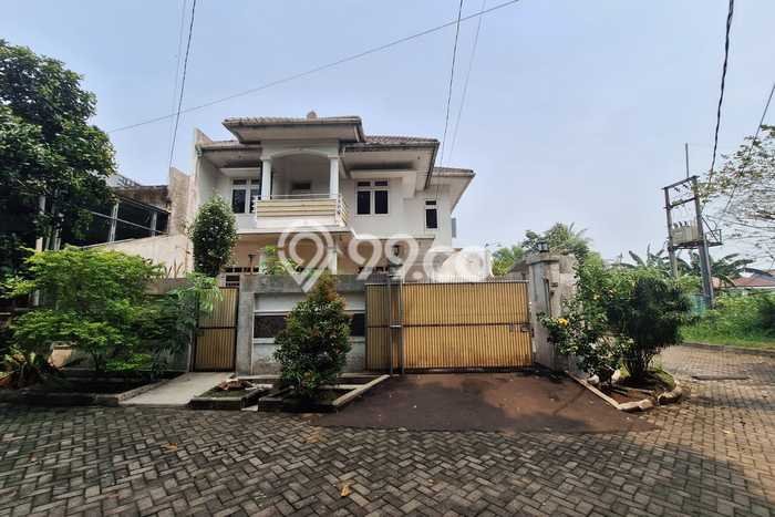 Rumah Luxury Modern Tanpa Renovasi di Ciparigi Bogor Rumah Luxury Modern Tanpa Renovasi di Ciparigi Bogor