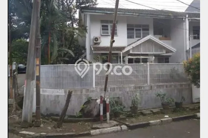 Rumah Luas Asri 3 KT Siap Pakai di Duta Pakuan Bogor Rumah Luas Asri 3 KT Siap Pakai di Duta Pakuan Bogor