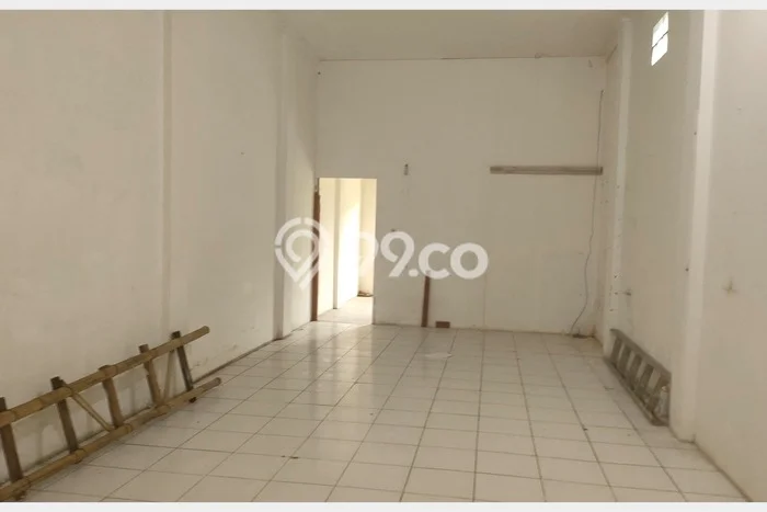 Lokasi Strategis! Dijual Ruko Bisnis di Ciomas, Bogor Kondisi Bagus Lokasi Strategis! Dijual Ruko Bisnis di Ciomas, Bogor Kondisi Bagus