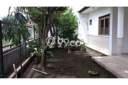 For Sale Rumah 3 Kamar Lokasi Ideal Nyaman dan Strategis di Lengkong For Sale Rumah 3 Kamar Lokasi Ideal Nyaman dan Strategis di Lengkong
