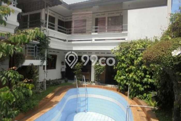 Rumah Mewah LB 800m2 Siap Pakai Desain Elegan di Sayap Dago, Bandung Rumah Mewah LB 800m2 Siap Pakai Desain Elegan di Sayap Dago, Bandung
