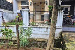 Jual Rumah Strategis Bagus Punya 4 KT di Gunung Putri Bogor SHM Jual Rumah Strategis Bagus Punya 4 KT di Gunung Putri Bogor SHM