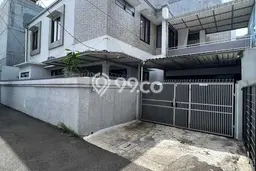 Siap Huni Hunian Elit 3 Kamar di Tebet Dekat ke Mana Saja Siap Huni Hunian Elit 3 Kamar di Tebet Dekat ke Mana Saja