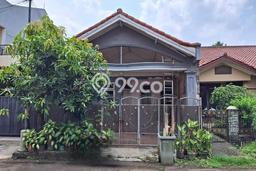 For Sale Rumah 2 Kamar Lokasi Ideal Bagus dan Strategis di Bekasi Selatan For Sale Rumah 2 Kamar Lokasi Ideal Bagus dan Strategis di Bekasi Selatan