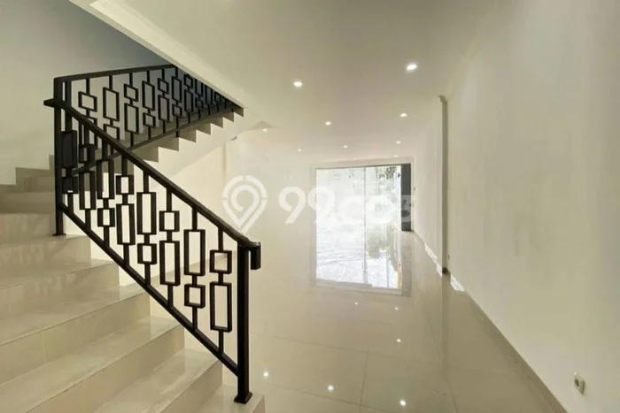 Ruko Ready di Jatiwaringin, Luas 265m², Area Komersial Ruko Ready di Jatiwaringin, Luas 265m², Area Komersial