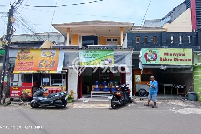 Hunian Elit LB 239m2 Siap Pakai Desain Elegan di Pisangan Lama, Jakarta Timur Hunian Elit LB 239m2 Siap Pakai Desain Elegan di Pisangan Lama, Jakarta Timur