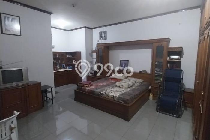 Rumah Mewah LB 750m2 Siap Huni Desain Elegan di Pondok Indah, Jakarta Selatan Rumah Mewah LB 750m2 Siap Huni Desain Elegan di Pondok Indah, Jakarta Selatan