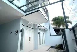 Rumah Siap Pakai area Antapani, Bandung, Luas 135m² LB 190m² Rumah Siap Pakai area Antapani, Bandung, Luas 135m² LB 190m²