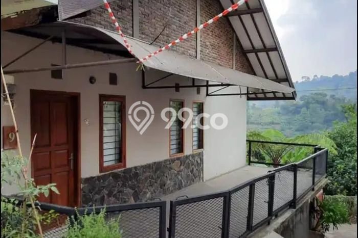 Rumah Modern 4 KT di Sayap Dago Bandung Semi Furnished Rumah Modern 4 KT di Sayap Dago Bandung Semi Furnished