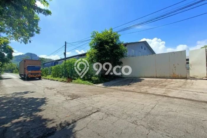Gudang Bagus Dijual LB 3672m2 Lokasi Strategis Bandung Area Cocok untuk Berbisnis Gudang Bagus Dijual LB 3672m2 Lokasi Strategis Bandung Area Cocok untuk Berbisnis