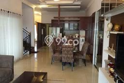KESEMPATAN TERBAIK! Tersedia KPR Rumah Modern lokasi Setra Murni, Bandung, LT 250m² Bangunan 350m² KESEMPATAN TERBAIK! Tersedia KPR Rumah Modern lokasi Setra Murni, Bandung, LT 250m² Bangunan 350m²