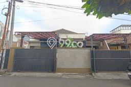 For Sale Rumah 4 Kamar Lokasi Ideal Nyaman dan Strategis di Arcamanik For Sale Rumah 4 Kamar Lokasi Ideal Nyaman dan Strategis di Arcamanik
