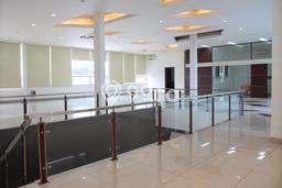 Ruko Disewa di Bandung dengan LB 370m2 Area Komersial Ramai Ruko Disewa di Bandung dengan LB 370m2 Area Komersial Ramai