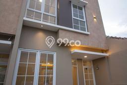 Jual Rumah Favorit Siap Huni LB 160m2 di Arcamanik, Bandung Jual Rumah Favorit Siap Huni LB 160m2 di Arcamanik, Bandung