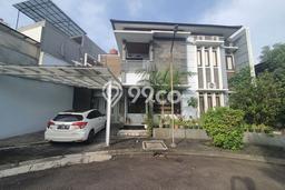 Jual Rumah Mewah Megah Dengan View Cantik di Singgasana, Bandung Jual Rumah Mewah Megah Dengan View Cantik di Singgasana, Bandung