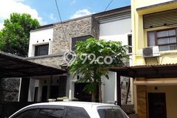 Rumah Modern 5 Kamar LT 140m2 di Gunung Batu Rumah Modern 5 Kamar LT 140m2 di Gunung Batu