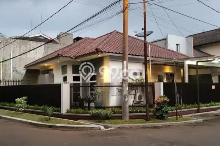 Ready to Use! Luxury House LT 265m2 Desain Modern di Muara Ready to Use! Luxury House LT 265m2 Desain Modern di Muara