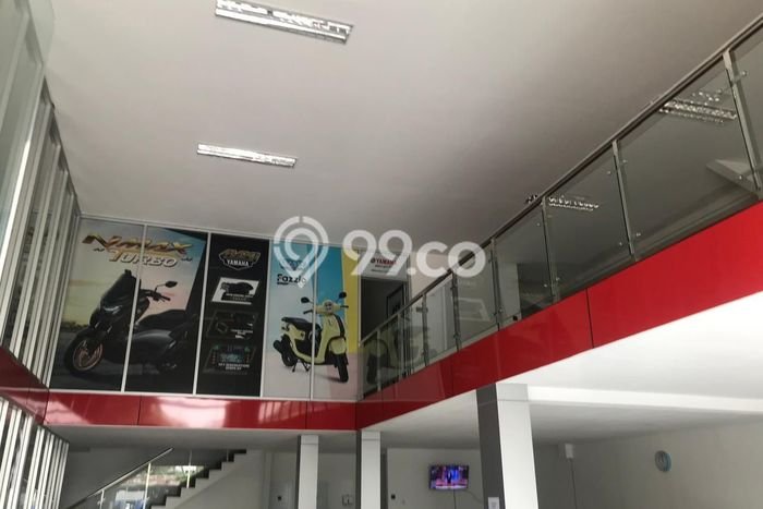 Komersial Premium di Cibinong, Luas 150m2m², Jalan Mainroad, Ramai Komersial Premium di Cibinong, Luas 150m2m², Jalan Mainroad, Ramai