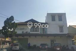 Untuk Dijual! Ruko di Moch Toha Bandung LT 256m2 / LB 525m2 Kawasan Strategis Untuk Dijual! Ruko di Moch Toha Bandung LT 256m2 / LB 525m2 Kawasan Strategis