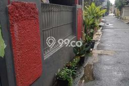 For Sale Rumah 3 Kamar Lokasi Ideal Bagus dan Strategis di Duren Sawit For Sale Rumah 3 Kamar Lokasi Ideal Bagus dan Strategis di Duren Sawit