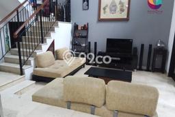 Jual Rumah Eksklusif 4 KT di Legenda Wisata, Jakarta Timur Jual Rumah Eksklusif 4 KT di Legenda Wisata, Jakarta Timur