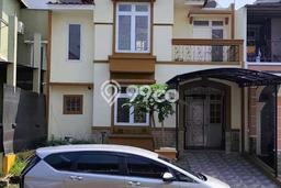 Rumah Minimalis 4 Kamar LT 180m2 di Legenda Wisata Rumah Minimalis 4 Kamar LT 180m2 di Legenda Wisata