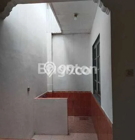 Rumah Modern 2 Kamar LT 90m2 di Kota Wisata Rumah Modern 2 Kamar LT 90m2 di Kota Wisata