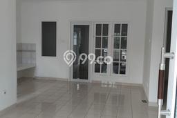 Rumah Disewakan Jakarta Timur LT 128m2 LB 99m2 Area Kota Wisata Rumah Disewakan Jakarta Timur LT 128m2 LB 99m2 Area Kota Wisata