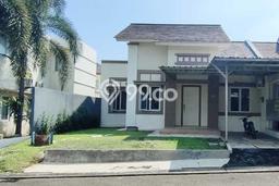 Disewakan! Rumah 3 Kamar Tidur &
2 Kamar Mandi di Kota Wisata, Jakarta Timur Disewakan! Rumah 3 Kamar Tidur &
2 Kamar Mandi di Kota Wisata, Jakarta Timur