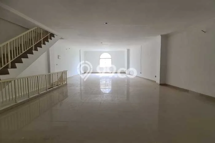 Ruko Disewakan Cepat di Cipondoh Tangerang LB 400m2 Ruko Disewakan Cepat di Cipondoh Tangerang LB 400m2