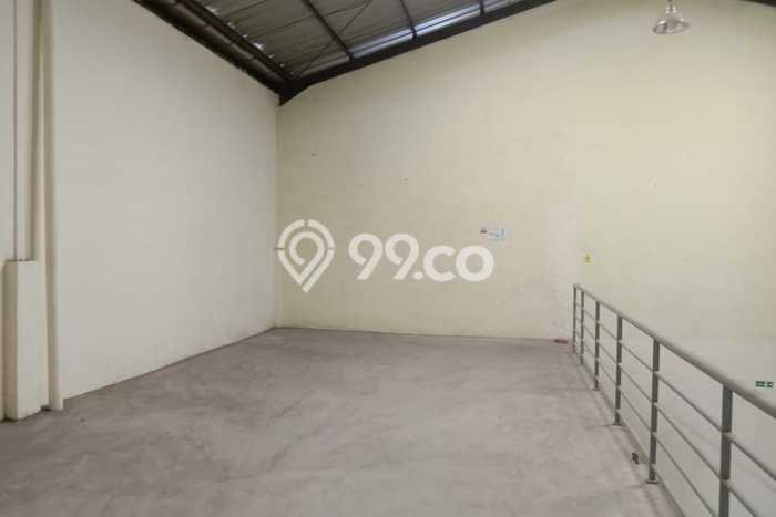 SEWA STRATEGIS! Gudang di Kapuk, Luas 350m², Area Ramai SEWA STRATEGIS! Gudang di Kapuk, Luas 350m², Area Ramai