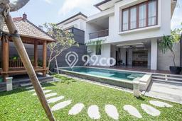 Vila Kawasan , Area 237m2m², Akses ke transportasi publik Vila Kawasan , Area 237m2m², Akses ke transportasi publik