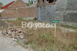 Dijual Tanah di Rungkut Surabaya Luas 200m2 SHM Dijual Tanah di Rungkut Surabaya Luas 200m2 SHM
