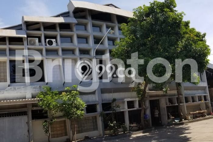 Area Ramai! Gudang Dijual di Mulyorejo untuk Bisnis Luas Bangunan 2500m2 Area Ramai! Gudang Dijual di Mulyorejo untuk Bisnis Luas Bangunan 2500m2