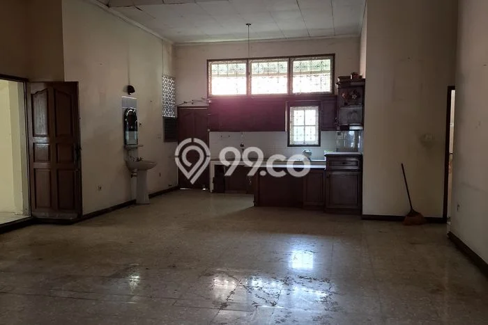 FEATURED! Rumah Nyaman area Cirebon Kota, LT 760m² LB 260m² FEATURED! Rumah Nyaman area Cirebon Kota, LT 760m² LB 260m²