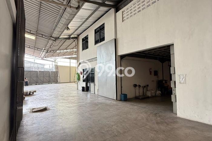 Disewakan Gudang Kawasan Taman Kopo Indah, Luas 4480m², Lokasi Premium, Siap Pakai Disewakan Gudang Kawasan Taman Kopo Indah, Luas 4480m², Lokasi Premium, Siap Pakai