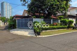 Hunian Mewah Dijual LT 246m2 di Kebayoran Baru, Jakarta Selatan Hunian Mewah Dijual LT 246m2 di Kebayoran Baru, Jakarta Selatan