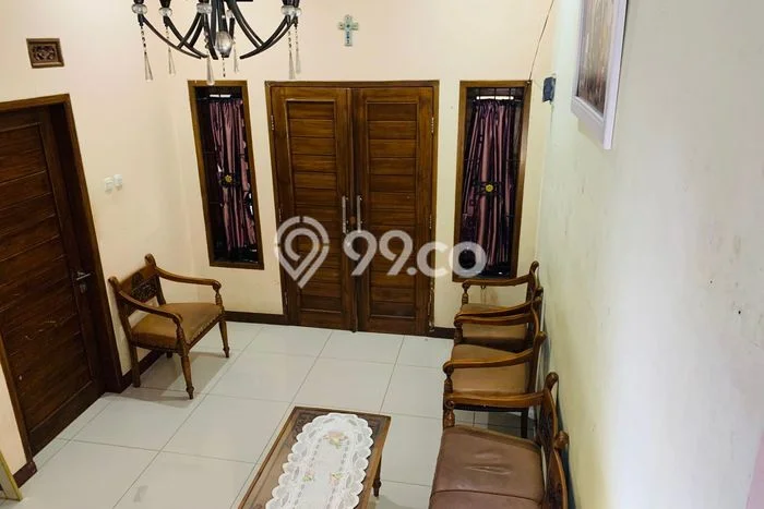 Rumah Modern Cantik 8 Kamar Siap Huni di Jatinangor Rumah Modern Cantik 8 Kamar Siap Huni di Jatinangor