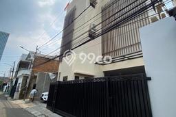 Rumah Kost Dijual di Cilandak, Jakarta Selatan, 25 KT, 25 KM, Bangunan 660m2 Rumah Kost Dijual di Cilandak, Jakarta Selatan, 25 KT, 25 KM, Bangunan 660m2