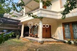 Rumah Mewah LB 520m2 Siap Huni Desain Elegan di Cipete, Jakarta Selatan Rumah Mewah LB 520m2 Siap Huni Desain Elegan di Cipete, Jakarta Selatan