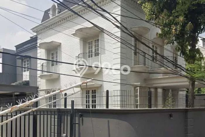 Dijual Hunian Mewah dengan Fasilitas Sekitar Komplit di Kebayoran Lama, Jakarta Selatan Dijual Hunian Mewah dengan Fasilitas Sekitar Komplit di Kebayoran Lama, Jakarta Selatan